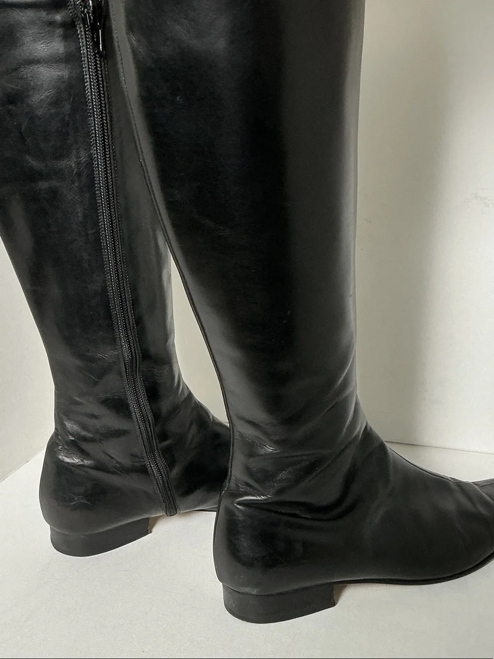 Vintage Mare Classic Black  Pointed Leather Boots